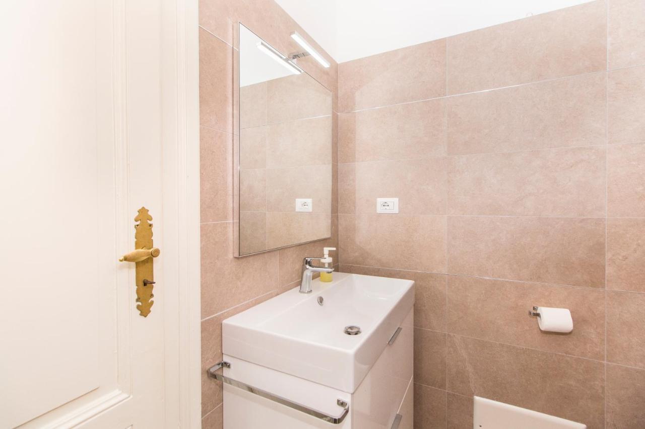 Golden Eagle Apartman Torino Kültér fotó