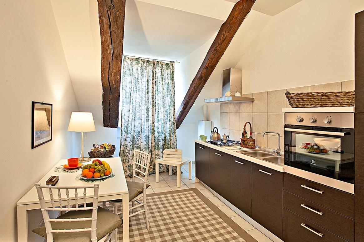 Golden Eagle Apartman Torino Kültér fotó