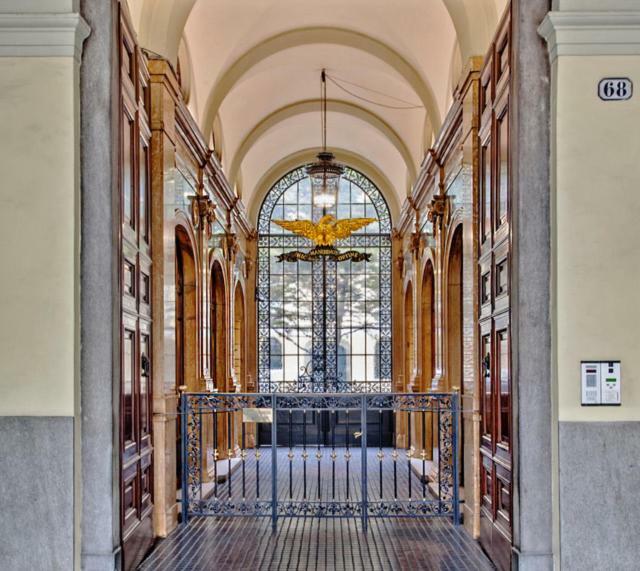 Golden Eagle Apartman Torino Kültér fotó